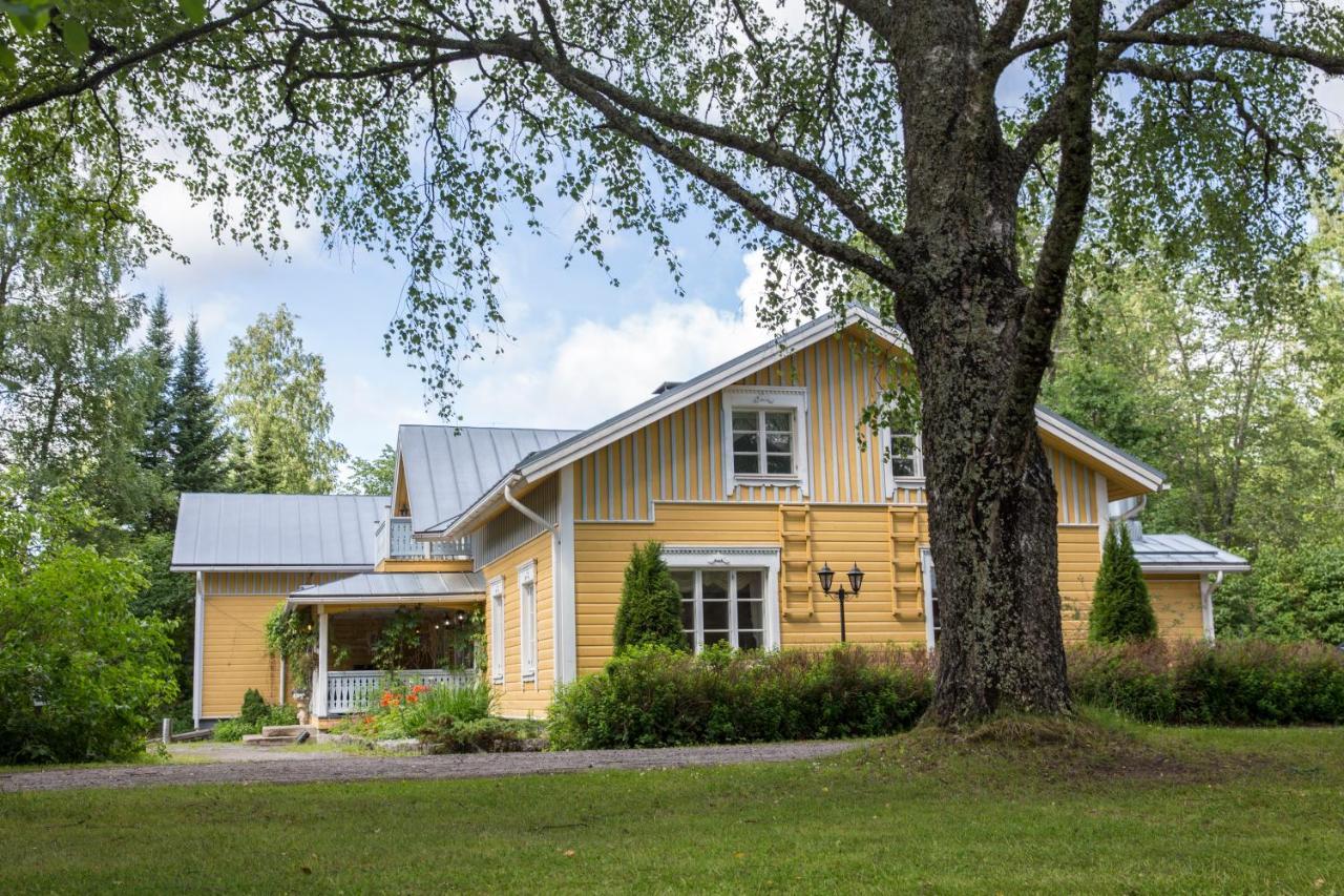 Taulun Kartano Hotel Kankainen Luaran gambar